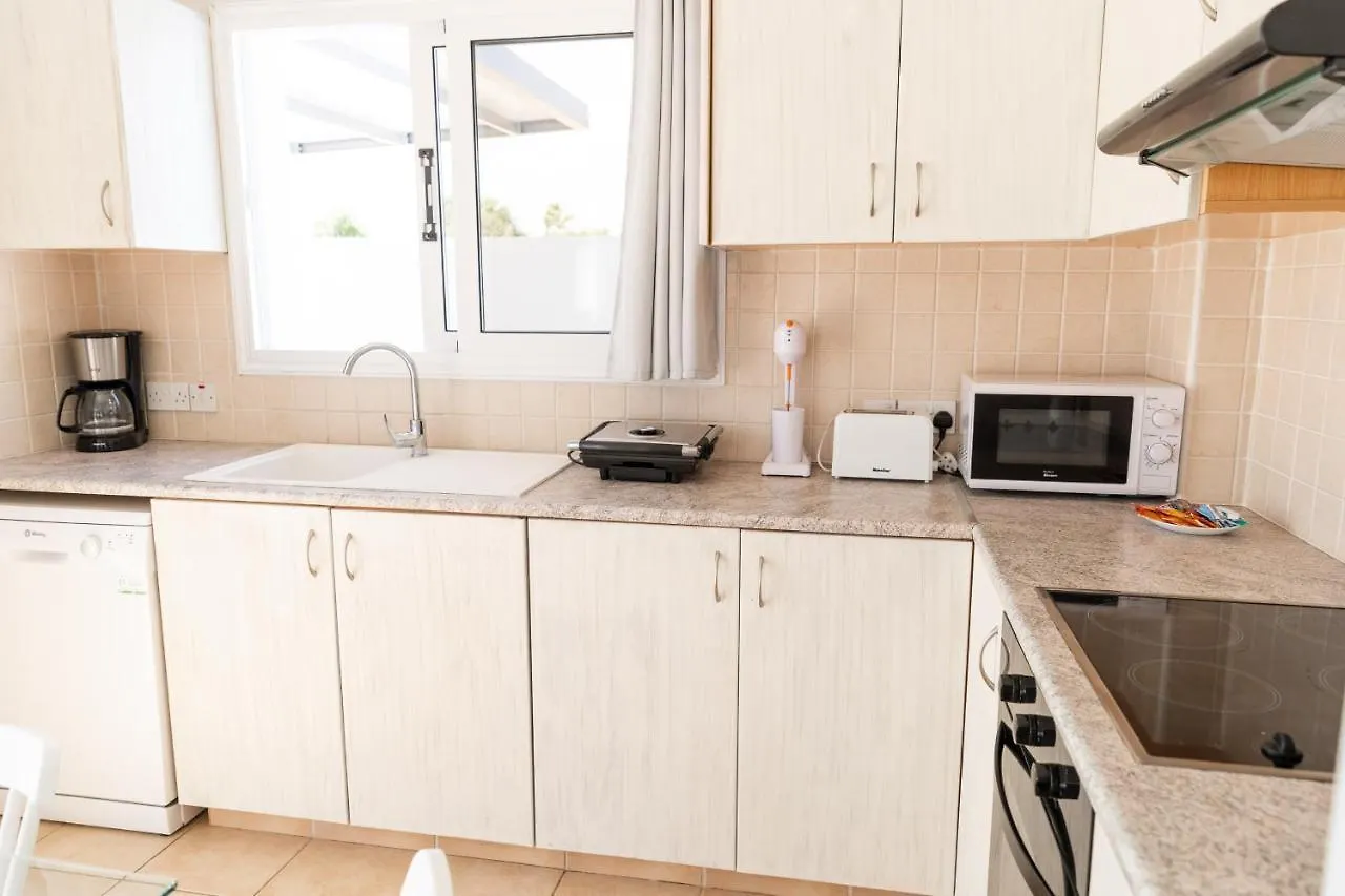 Agia Thekla Villa Ekaterina 4 bdrm Aya Napa 0*,  Kıbrıs